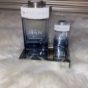 Men’s Bvlgari cologne.